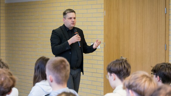 akcja spotkań edukacyjnych Studiuj z UwB w ZS w Sok&oacute;łce