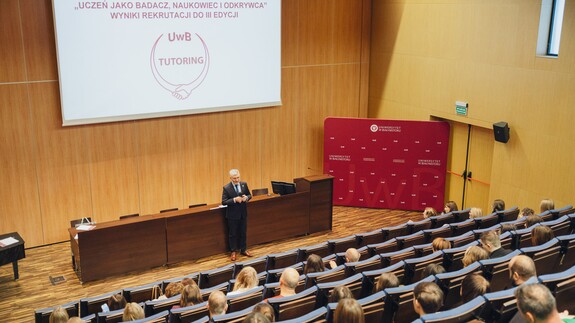 tutoring na UwB