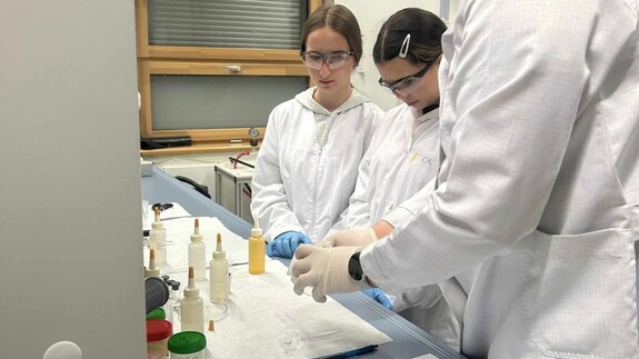 warsztaty chemiczne dla uczniów klas SP w Załukach