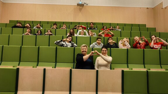 Spotkania u chemik&oacute;w