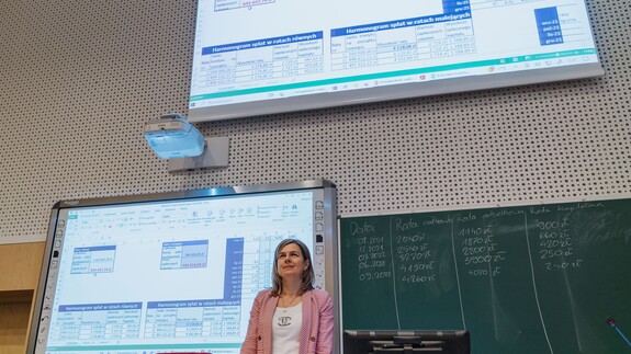 uczniowie ILO w Augustowie w kampusie UwB na zajęciach w ramach akcji Studiuj z UwB