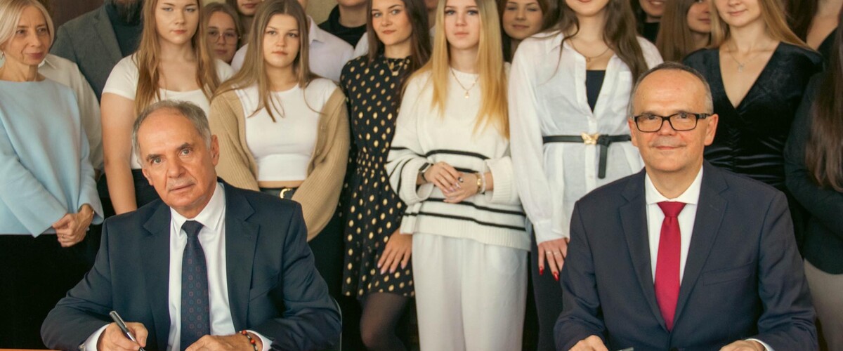 podpisanie umowy o współpracy