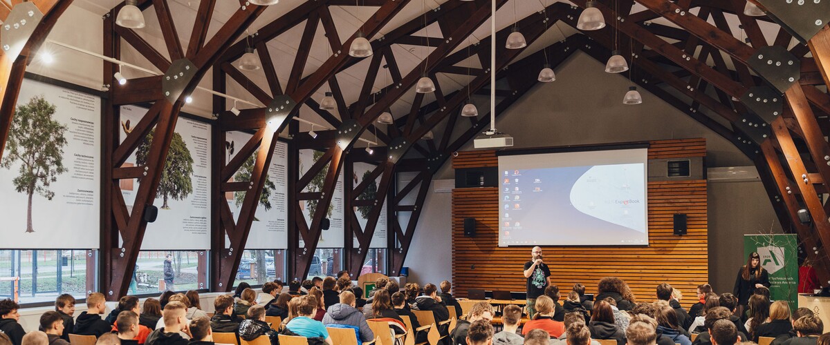 akcja Studiuj z UwB w ZST im. Andersa