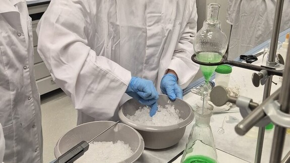 warsztaty chemiczne dla uczniów klas SP w Załukach