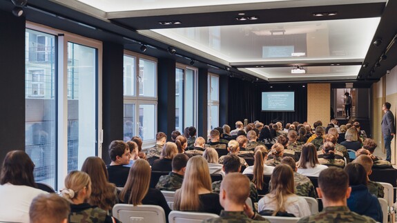 akcja edukacyjno-promocyjna Studiuj z UwB w Zespole Szkół w Sokółce