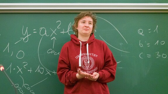 uczniowie z ZS w Suwałkach na zajęciach w kampusie UwB