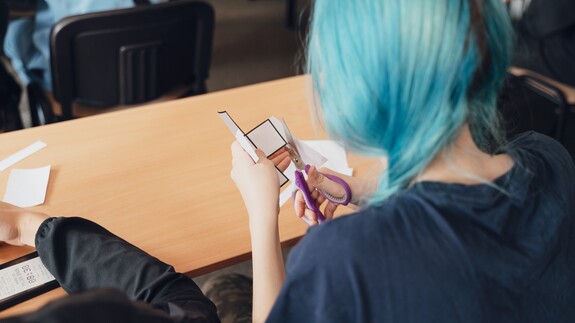 uczniowie szk&oacute;ł ponadpodstawowych na spotkaniach edukacyjnych w ramach akcji Studiuj z UwB