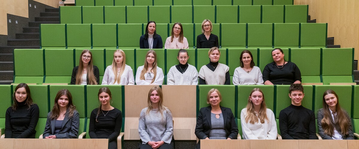 rozstrzygnięcie konkursu chemicznego na UwB
