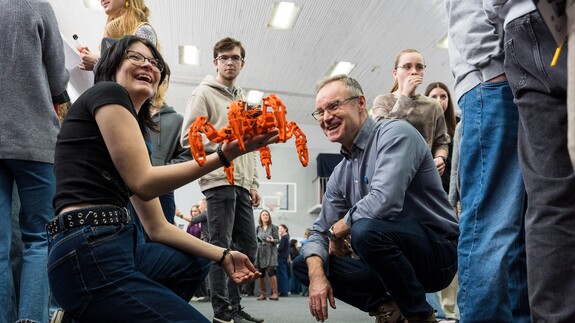 reprezentacja 14 wydział&oacute;w, rekrutacji i promocji na XX Targach Edukacyjnych w II Liceum Og&oacute;lnokształcącym im. Księżnej Anny z Sapieh&oacute;w Jabłonowskiej w Białymstoku 