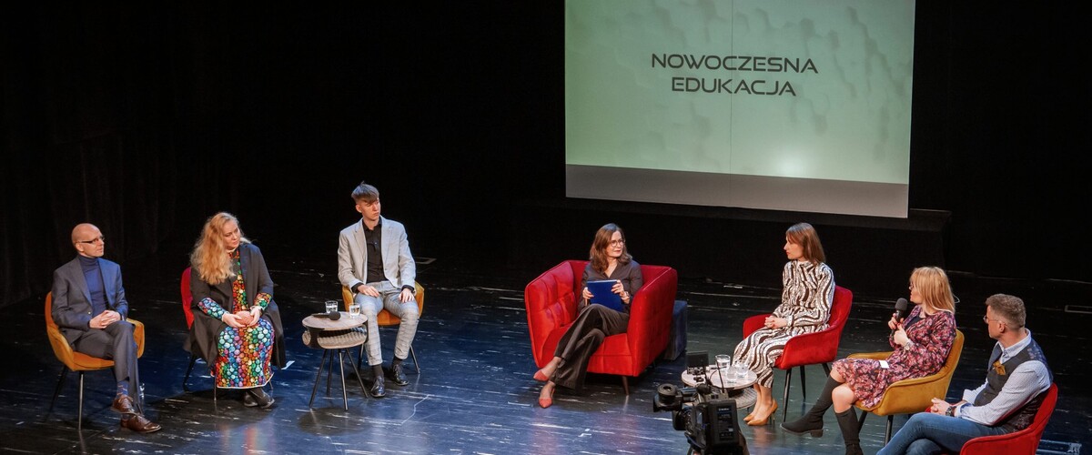 zdjęcie z debaty