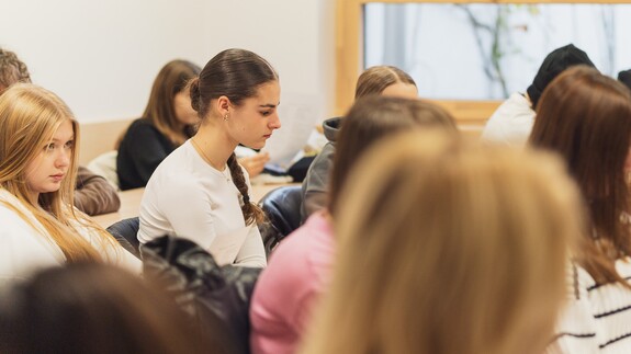 uczniowie Liceum w Olecku na zajęciach w kampusie UwB