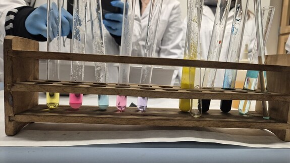 warsztaty chemiczne dla uczniów klas SP w Załukach