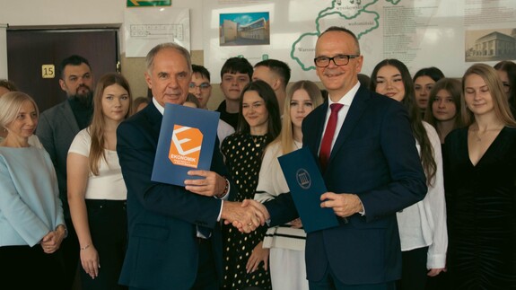 podpisanie umowy o współpracy