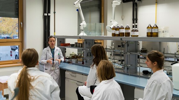 rozstrzygnięcie konkursu chemicznego na UwB
