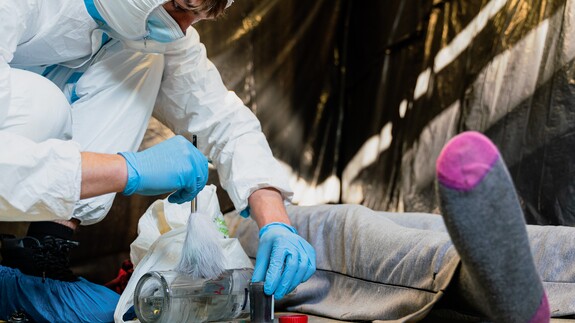 zdjęcia promujące nowy kierunek chemii kryminalistycznej