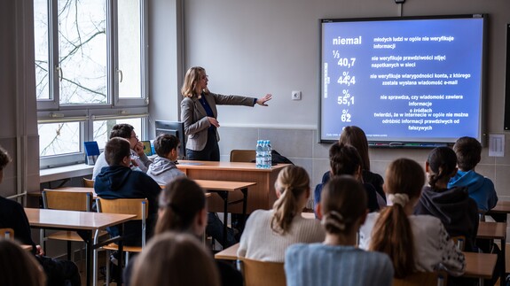 targi edukacyjne w II LO w Białymstoku