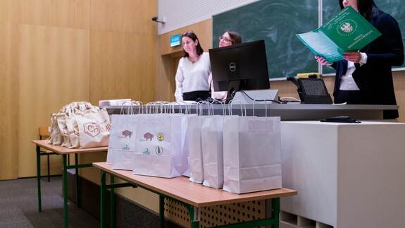 rozstrzygnięcie konkursu chemicznego na UwB